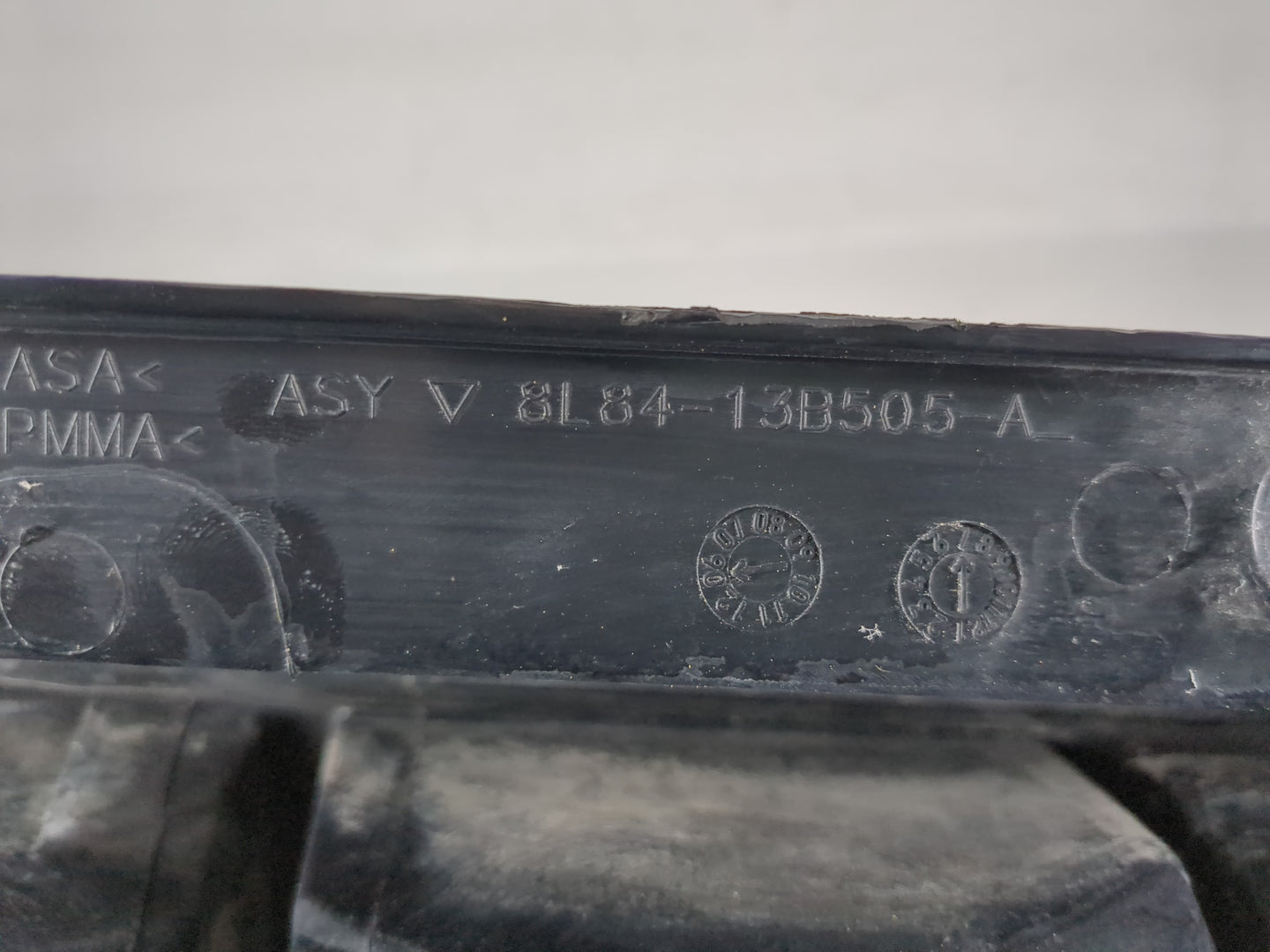 2008-2012 Ford Escape Tail Light Assembly Driver Left OEM P/N:8L84-13B505-A Fits Fits 2008 2009 2010 2011 2012 OEM Used Auto