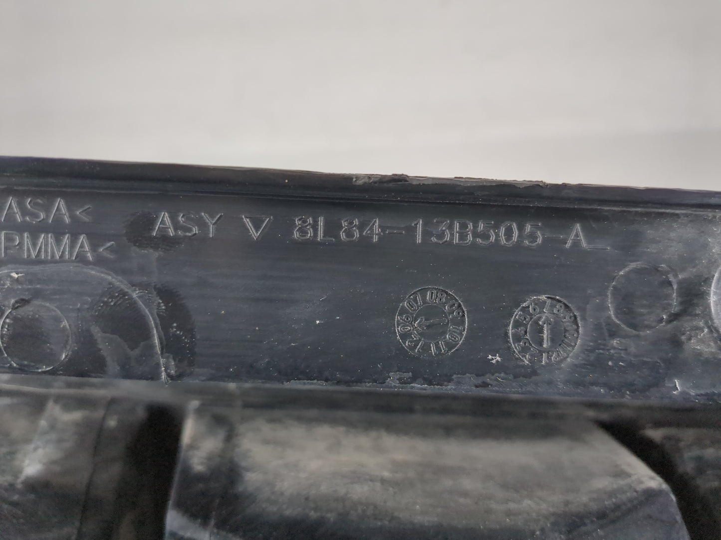 2008-2012 Ford Escape Tail Light Assembly Driver Left OEM P/N:8L84-13B505-A Fits Fits 2008 2009 2010 2011 2012 OEM Used Auto