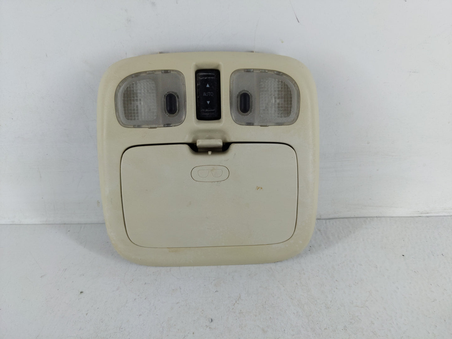 2011 Ford Escape Overhead Roof Console - Oemusedautoparts1.com