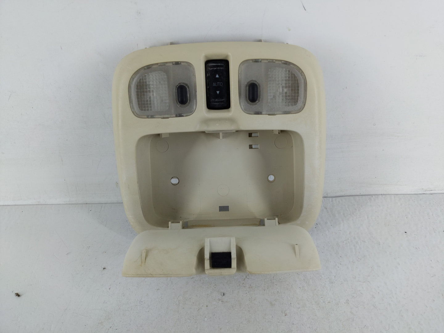 2011 Ford Escape Overhead Roof Console - Oemusedautoparts1.com