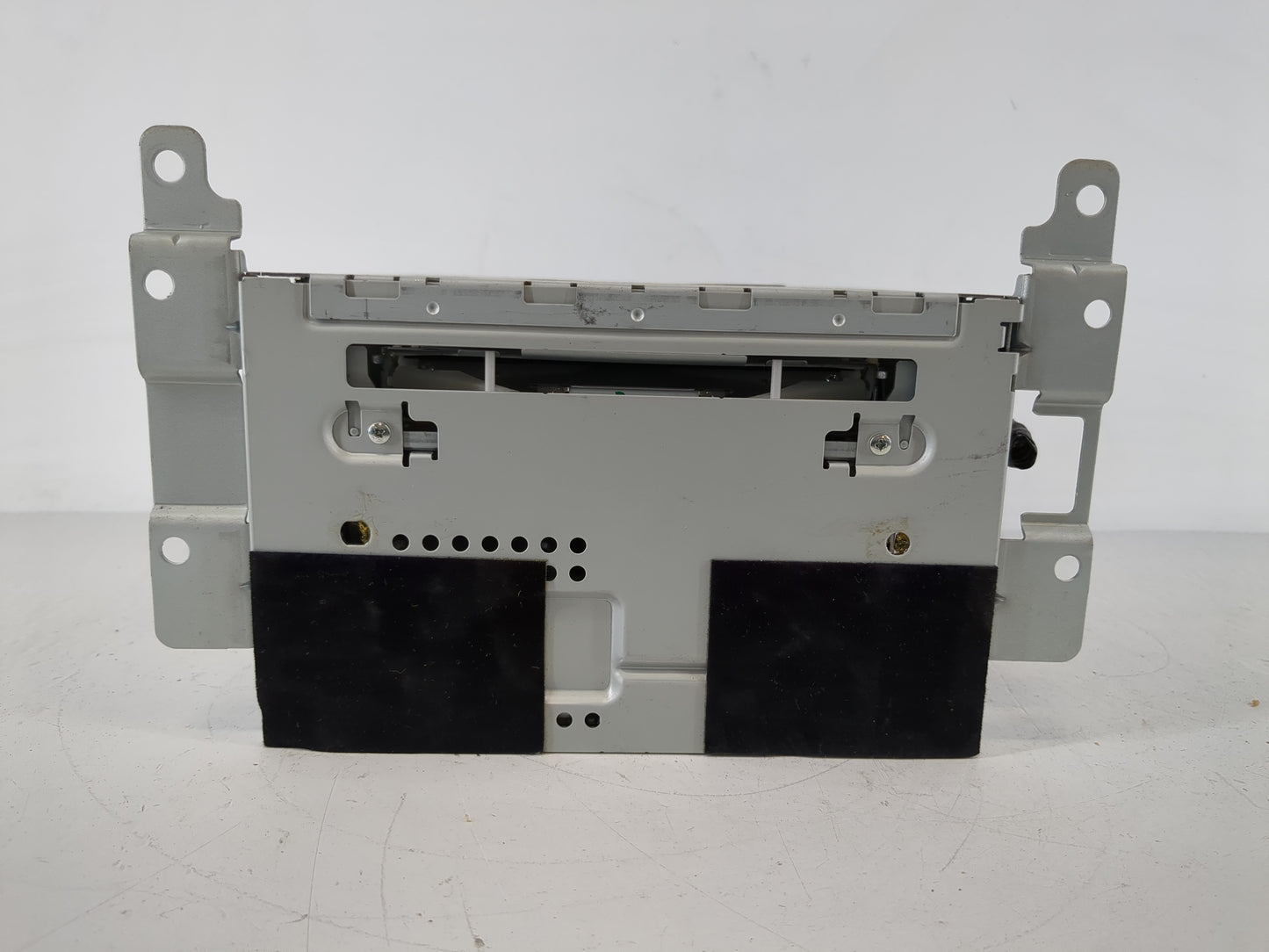 2011-2012 Ford Escape Radio AM FM Cd Player Receiver Replacement P/N:BL8T-19C157-BB Fits Fits 2011 2012 OEM Used Auto Parts 