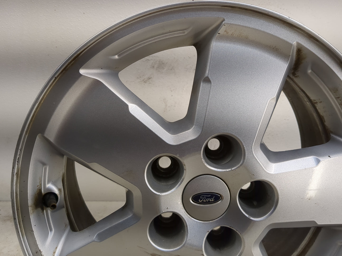 2008-2012 Ford Escape Oem Wheel Rim - Oemusedautoparts1.com