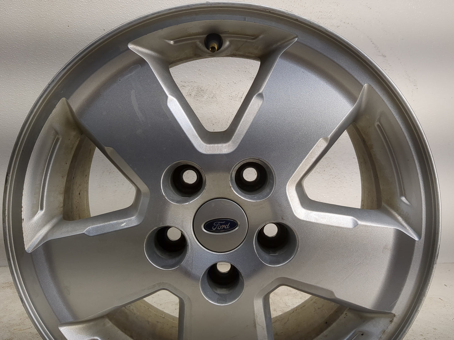2008-2012 Ford Escape Oem Wheel Rim - Oemusedautoparts1.com