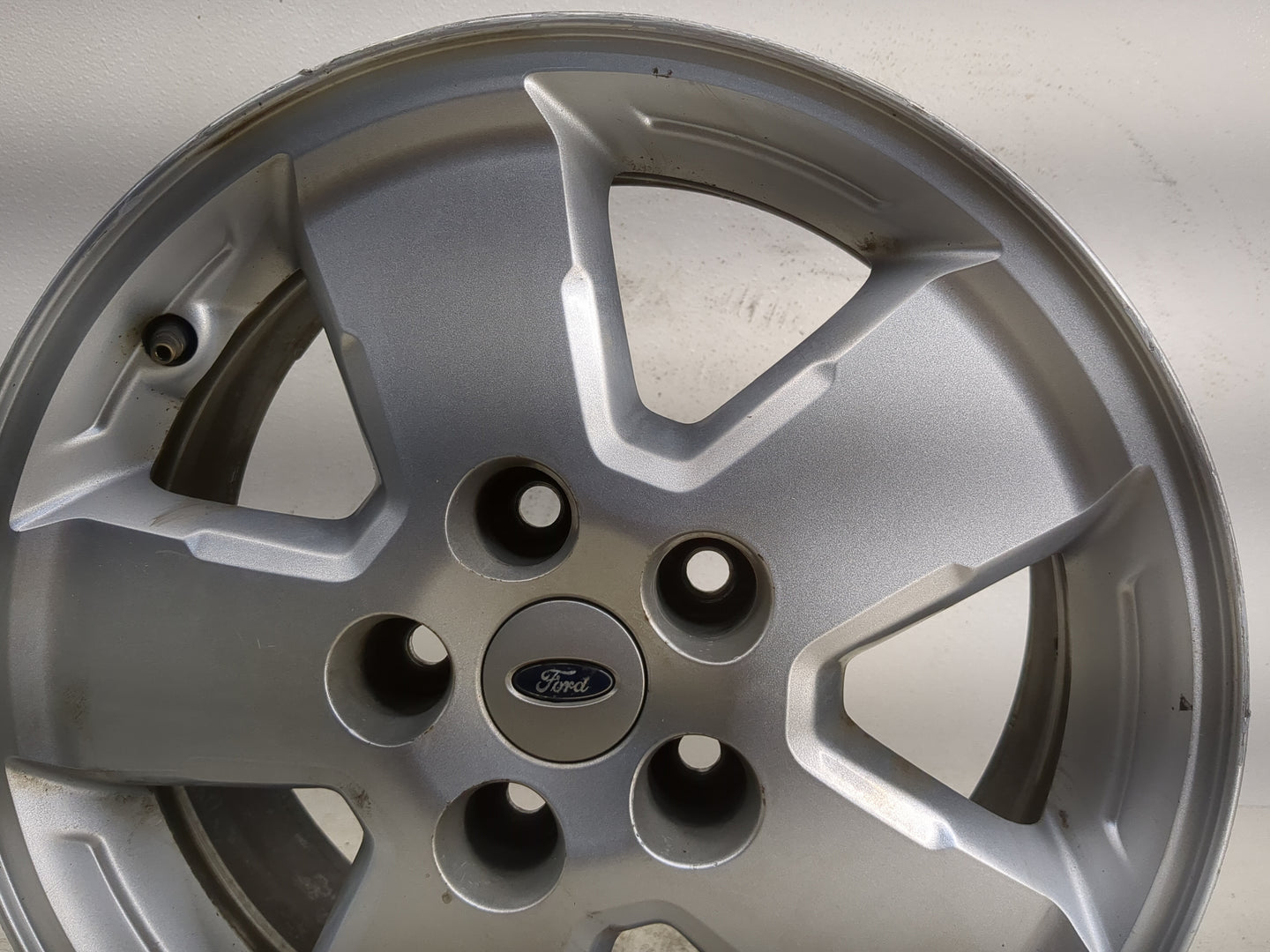 2008-2012 Ford Escape Oem Wheel Rim - Oemusedautoparts1.com