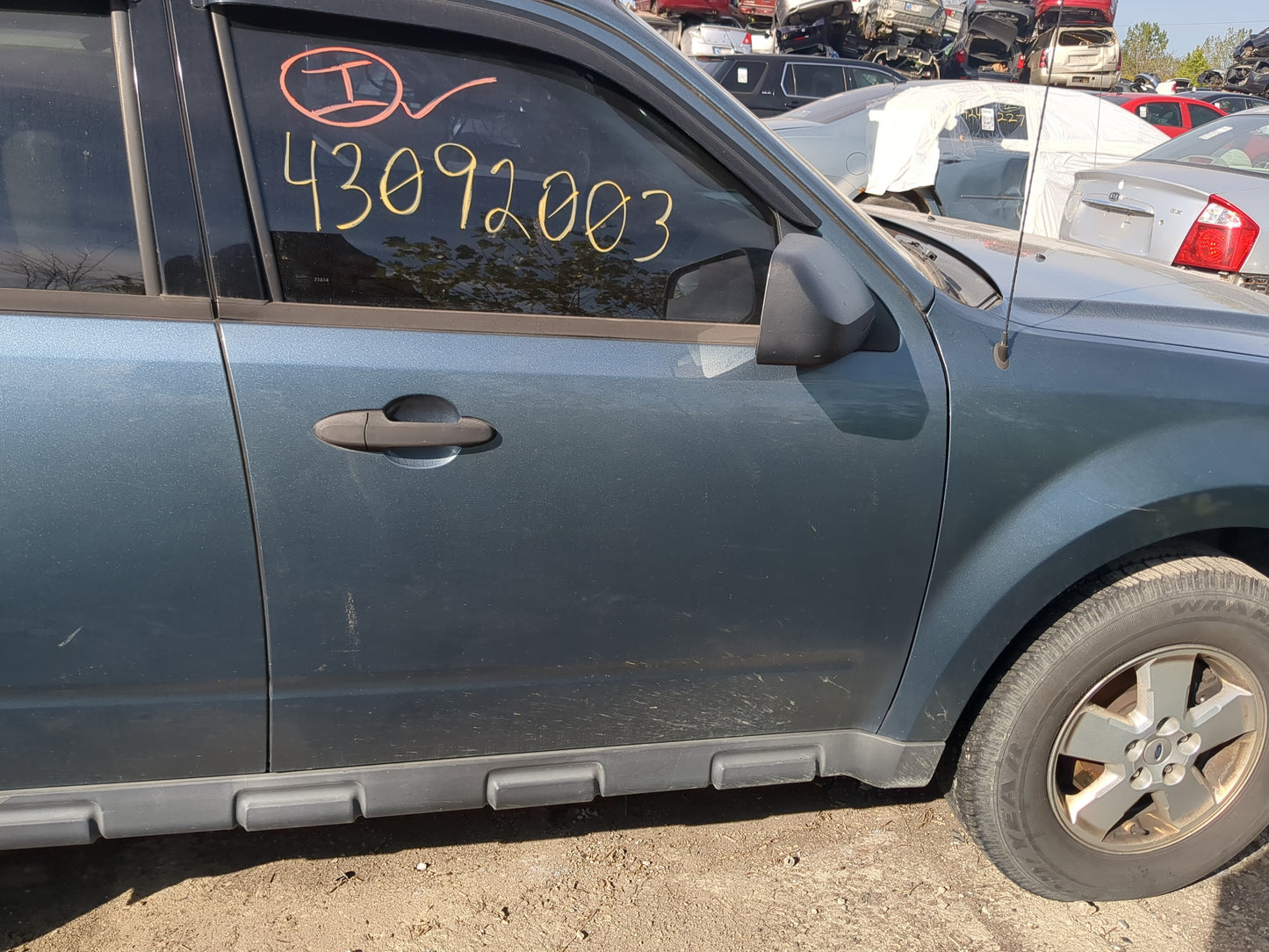 2009-2012 Ford Escape Passenger Front Door Oem - Oemusedautoparts1.com