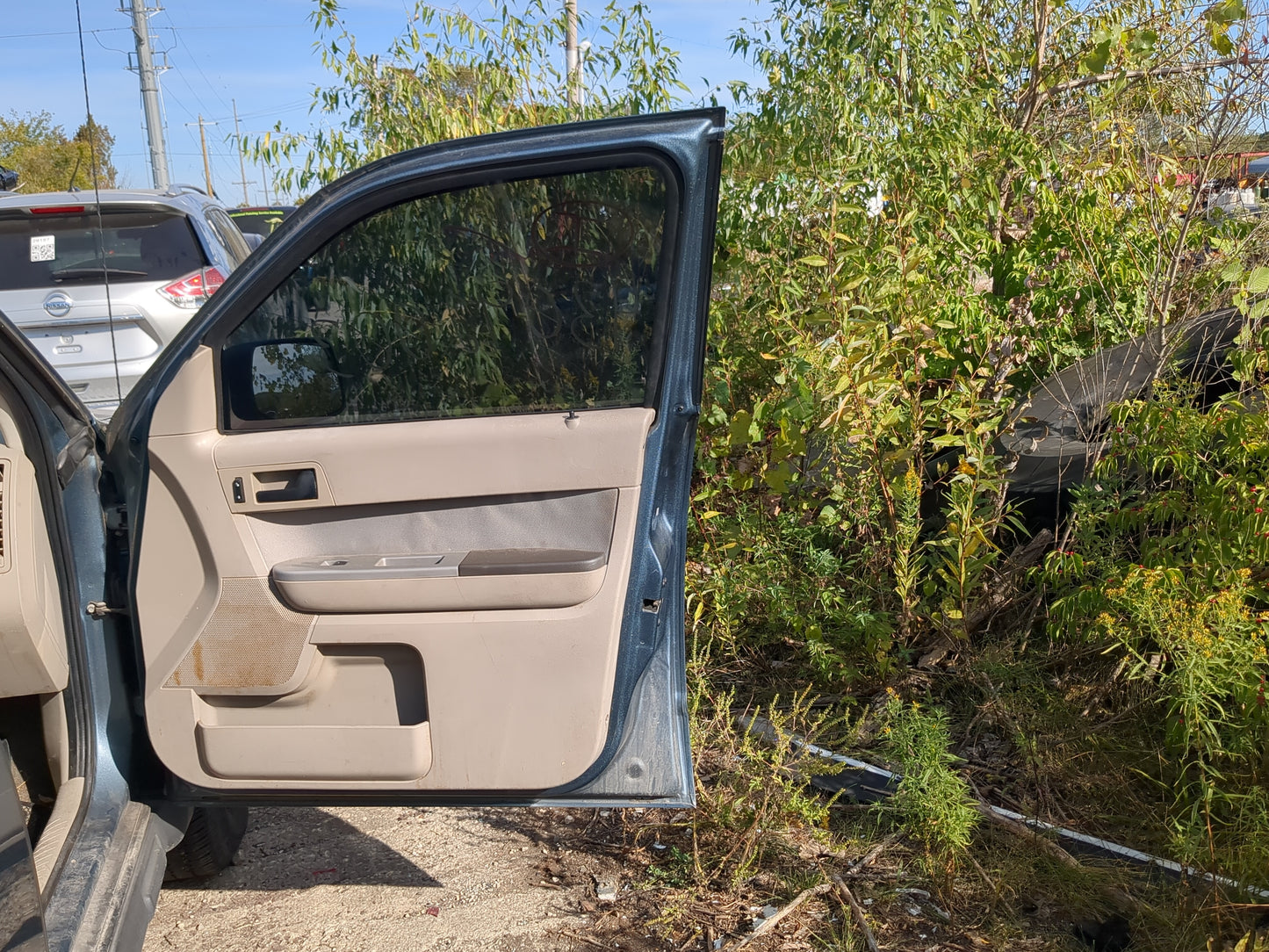 2009-2012 Ford Escape Passenger Front Door Oem 1183252 - Oemusedautoparts1.com