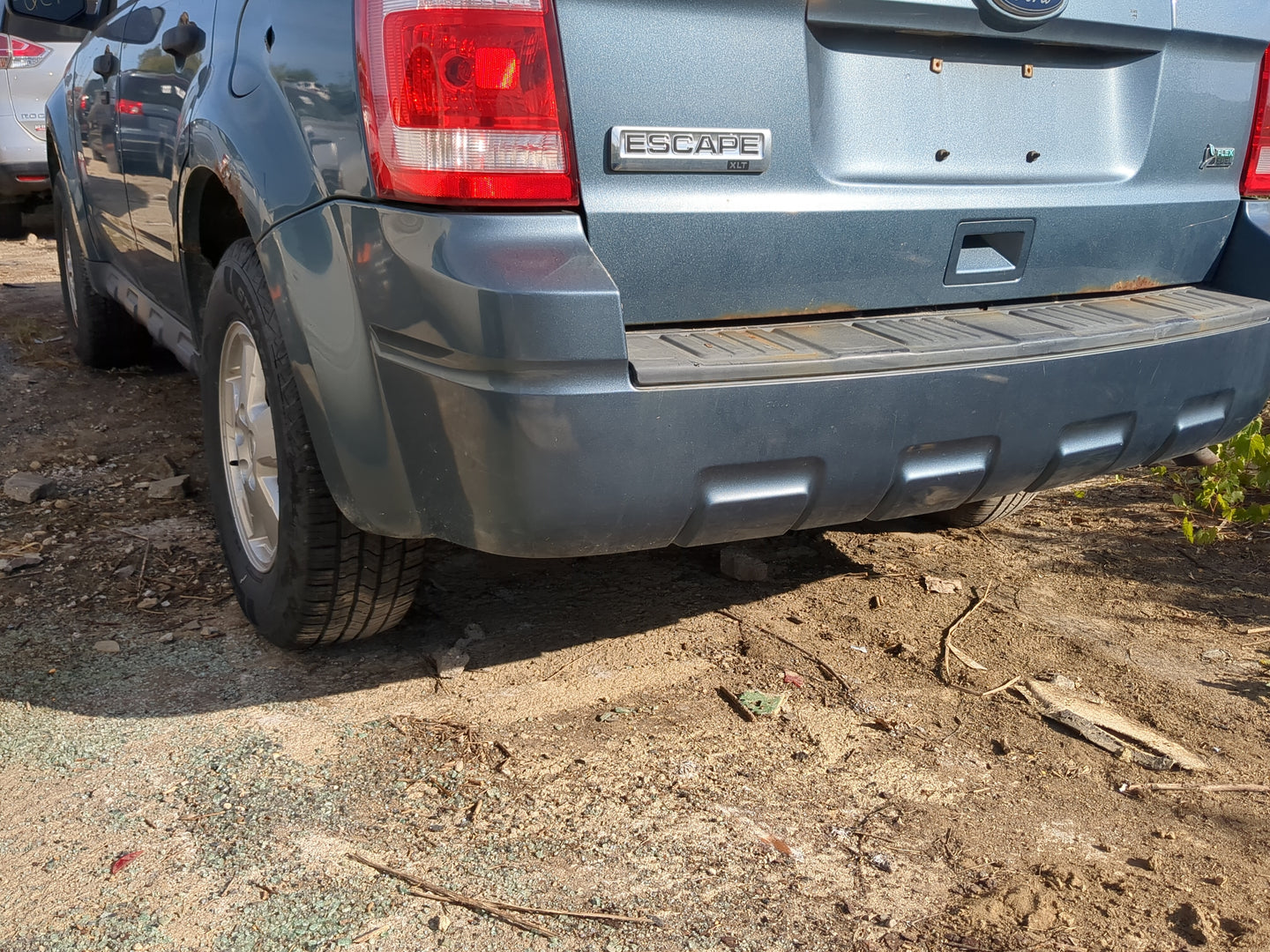 2008-2012 Ford Escape Rear Bumper Assembly Oem - Oemusedautoparts1.com