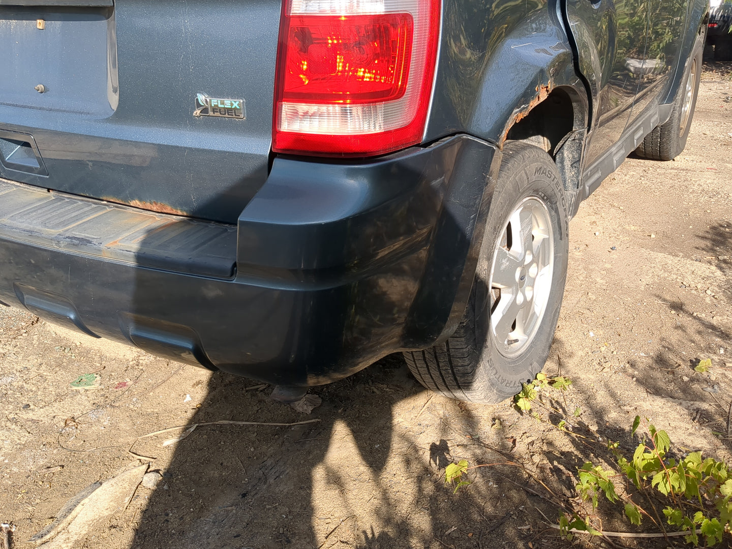2008-2012 Ford Escape Rear Bumper Assembly Oem - Oemusedautoparts1.com
