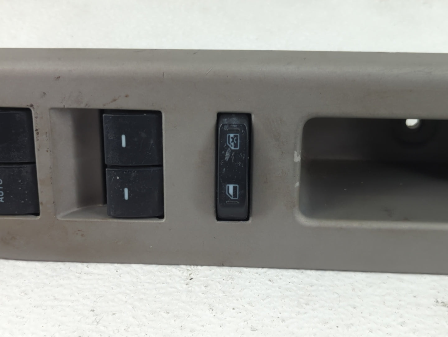 2008-2012 Ford Escape Master Power Window Switch Replacement Driver Side Left P/N:8L8T-14540-ACW Fits OEM Used Auto Parts - 