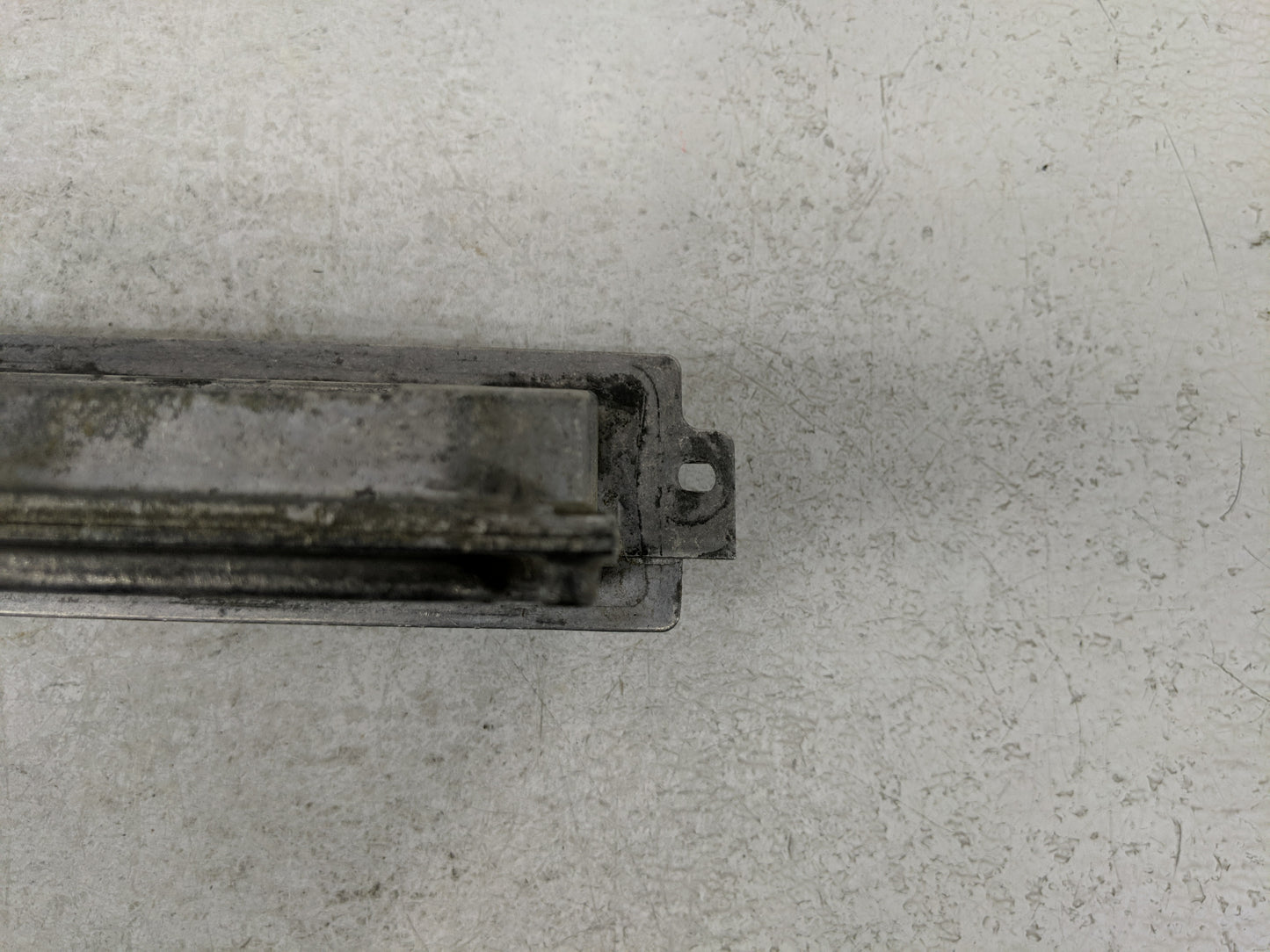 2011 Ford Escape PCM Engine Control Computer ECU ECM PCU OEM P/N:6LXNHYNS00 Fits OEM Used Auto Parts - Oemusedautoparts1.com