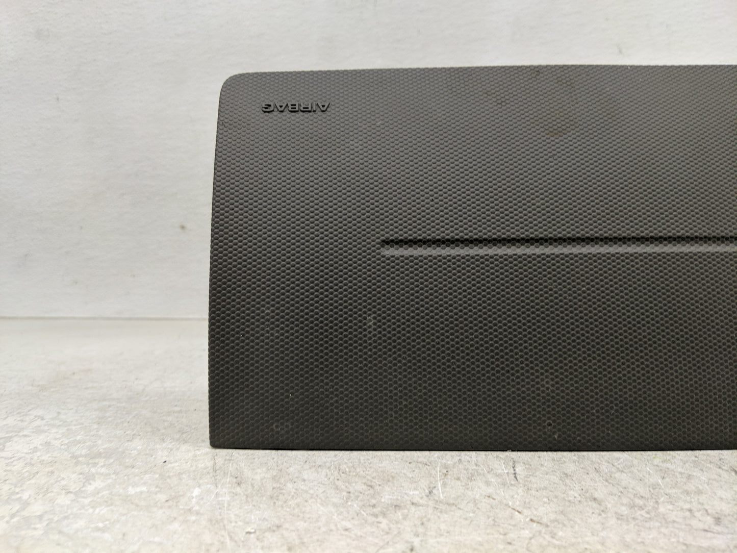 2011 Ford Escape Air Bag Passenger Right Dashboard OEM P/N:253-00620 Fits OEM Used Auto Parts - Oemusedautoparts1.com
