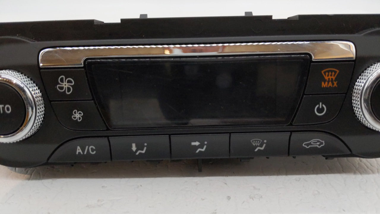 2011 Ford Escape Climate Control Module Temperature AC/Heater Replacement P/N:CJ5T-18C612-BA Fits OEM Used Auto Parts - Oemu
