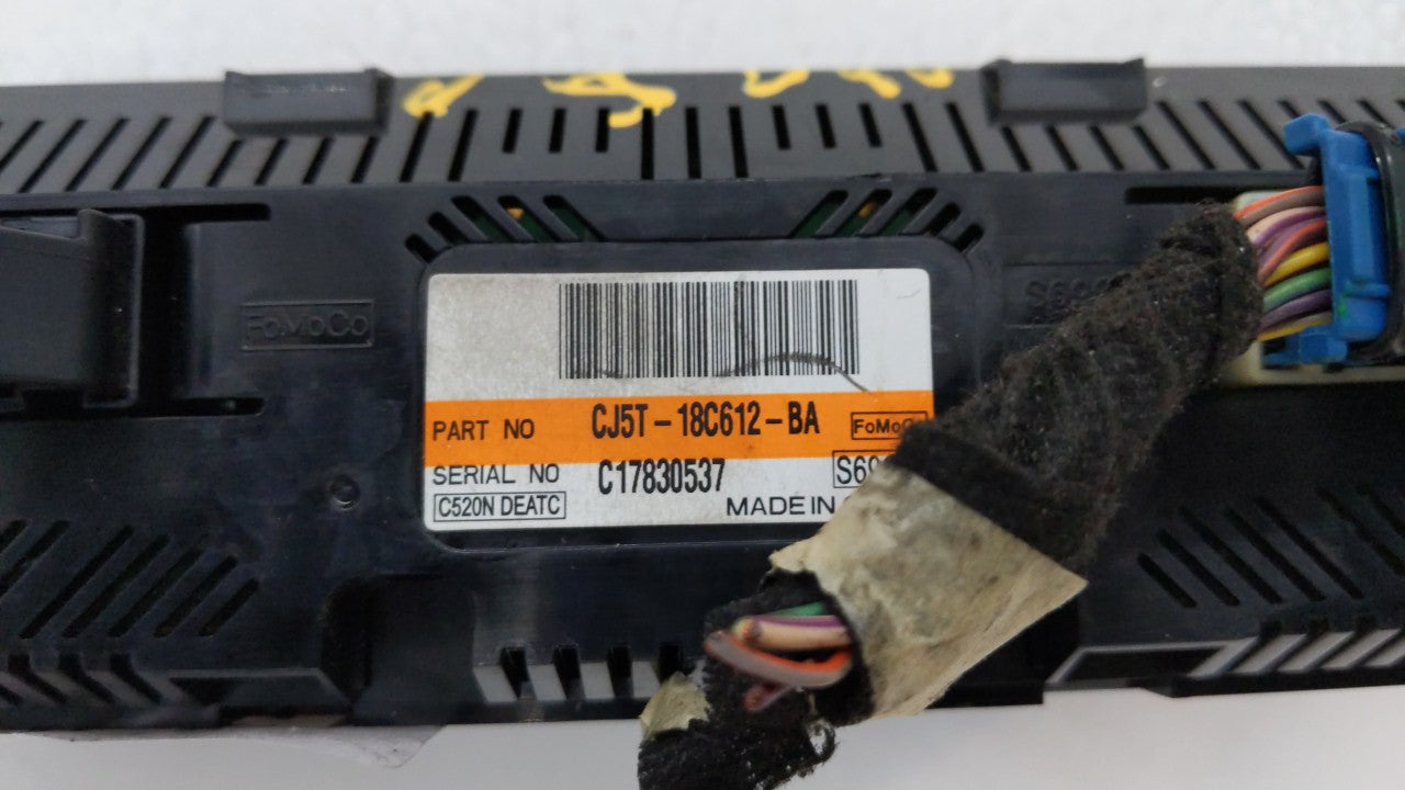 2011 Ford Escape Climate Control Module Temperature AC/Heater Replacement P/N:CJ5T-18C612-BA Fits OEM Used Auto Parts - Oemu