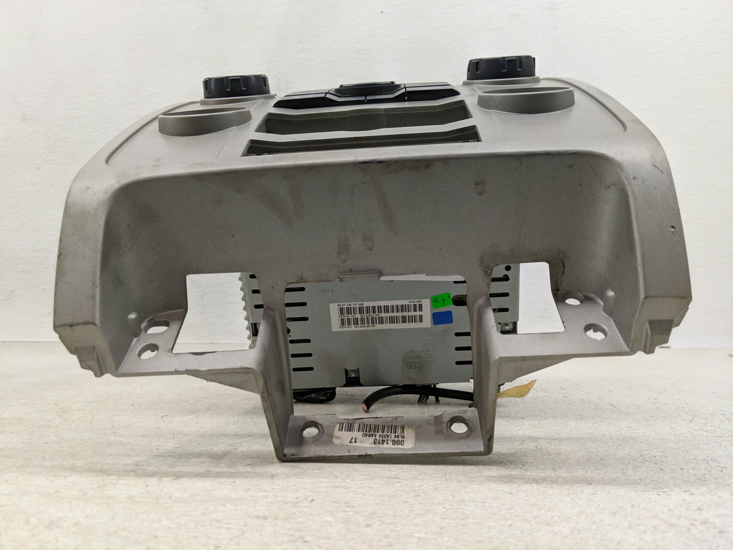 2011-2011 Ford Escape Radio Control Panel - Oemusedautoparts1.com