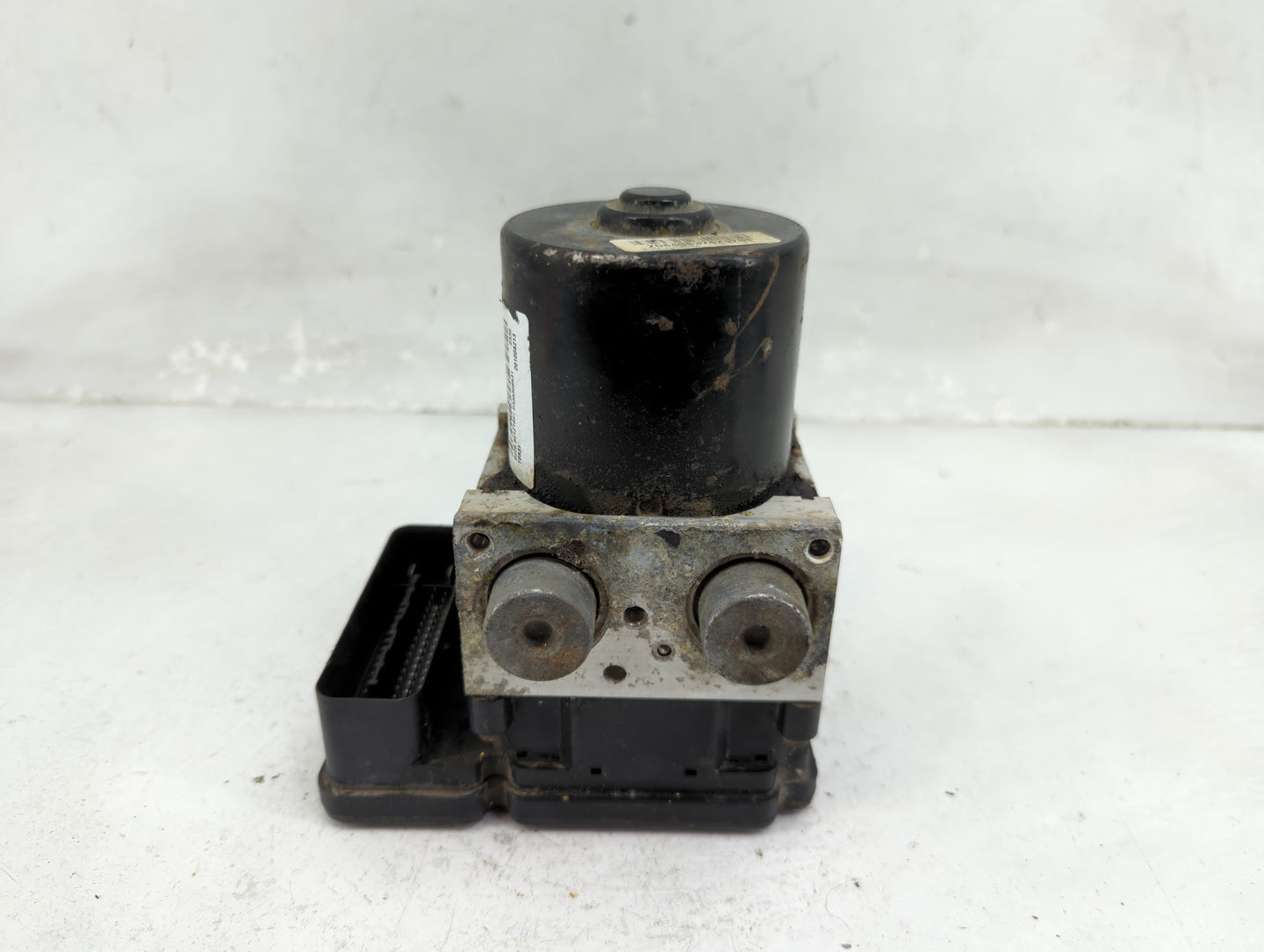 2010-2012 Ford Escape ABS Pump Control Module Replacement Fits Fits 2010 2011 2012 OEM Used Auto Parts - Oemusedautoparts1.c