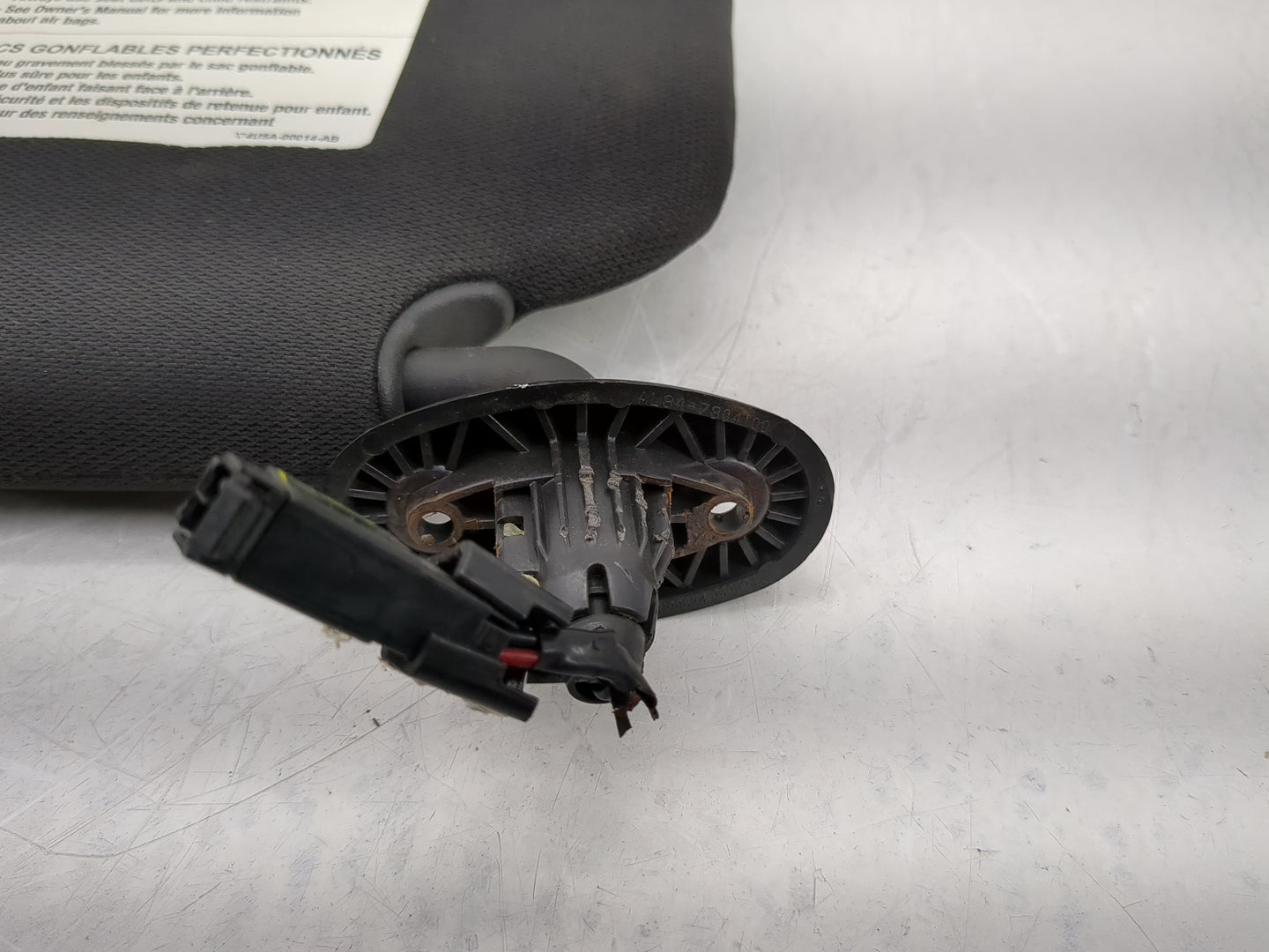 2010-2012 Ford Escape Sun Visor Shade Replacement Passenger Right Mirror Fits Fits 2010 2011 2012 OEM Used Auto Parts - Oemu