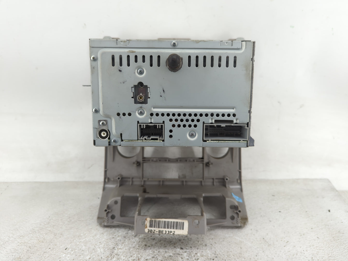 2011-2012 Ford Escape Radio AM FM Cd Player Receiver Replacement P/N:BL8T-19C157-AA Fits Fits 2011 2012 OEM Used Auto Parts 
