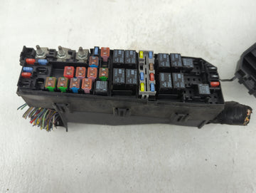 2011-2012 Ford Escape Fusebox Fuse Box Panel Relay Module P/N:9L8T-14A003-BB Fits Fits 2011 2012 OEM Used Auto Parts