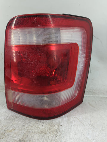 2008-2012 Ford Escape Tail Light Assembly Passenger Right OEM Fits Fits 2008 2009 2010 2011 2012 OEM Used Auto Parts - Oemus