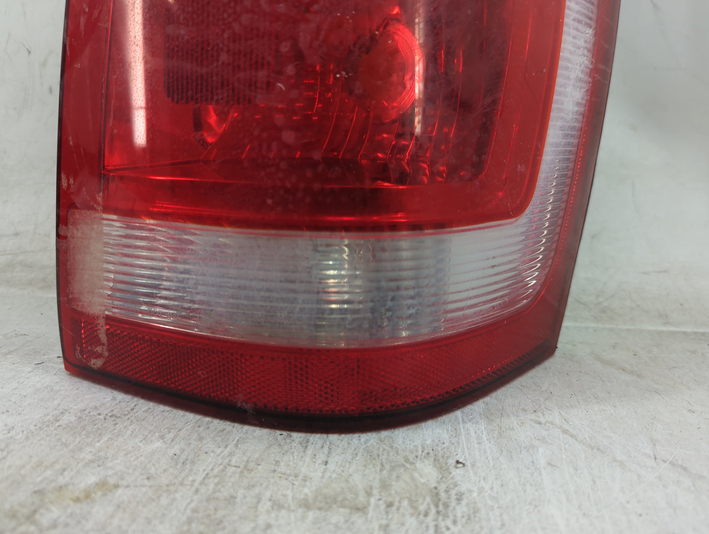2008-2012 Ford Escape Tail Light Assembly Passenger Right OEM Fits Fits 2008 2009 2010 2011 2012 OEM Used Auto Parts - Oemus