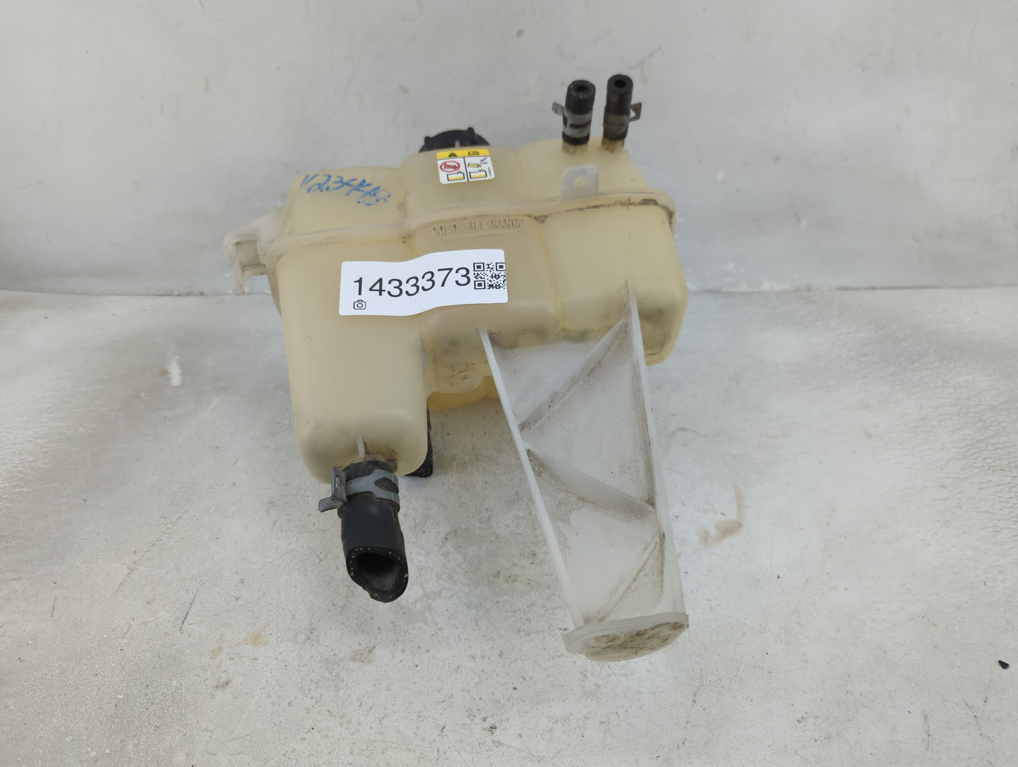 2011-2012 Ford Escape Radiator Coolant Overflow Expansion Tank Bottle - Oemusedautoparts1.com