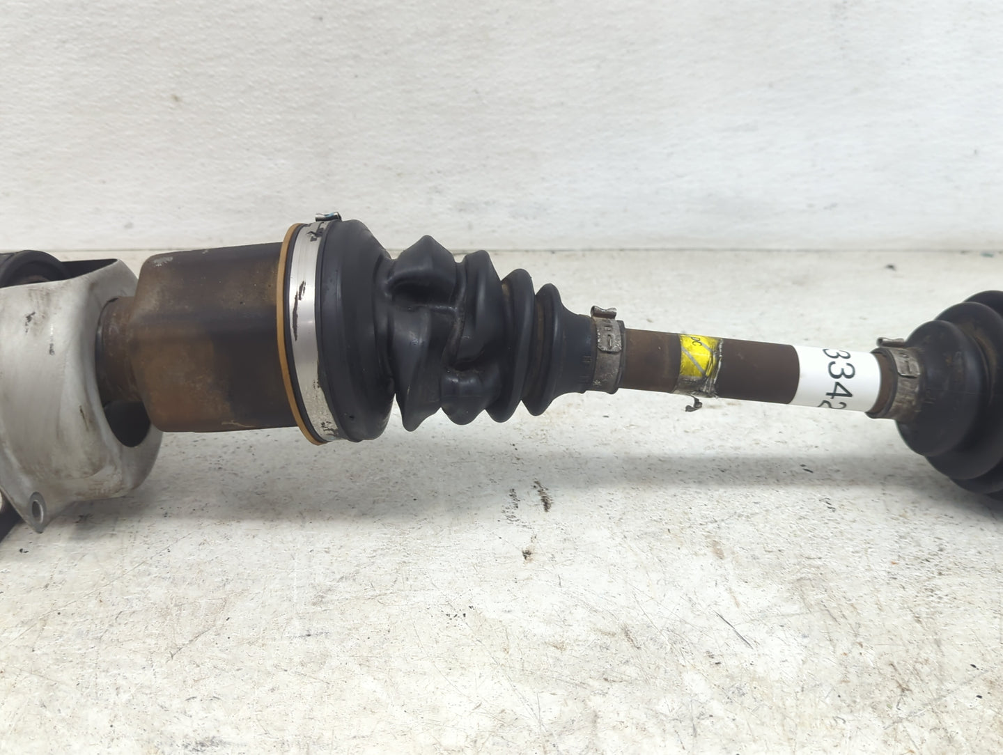 2001-2012 Ford Escape Axle Shaft Front Passenger Cv C/v - Oemusedautoparts1.com