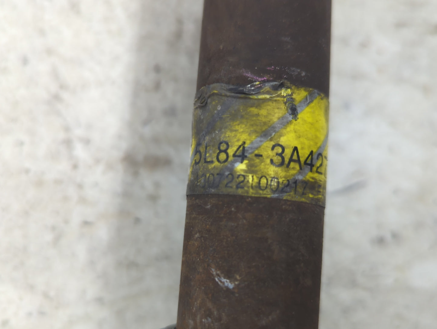 2001-2012 Ford Escape Axle Shaft Front Passenger Cv C/v - Oemusedautoparts1.com