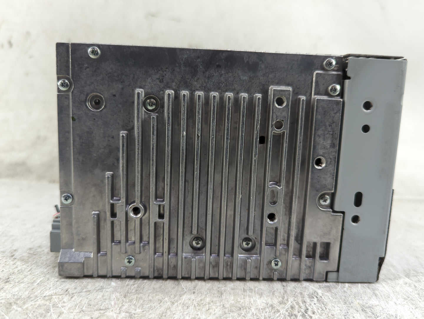 2011-2012 Ford Escape Radio AM FM Cd Player Receiver Replacement P/N:BL8T-18D822-AA Fits Fits 2011 2012 OEM Used Auto Parts 