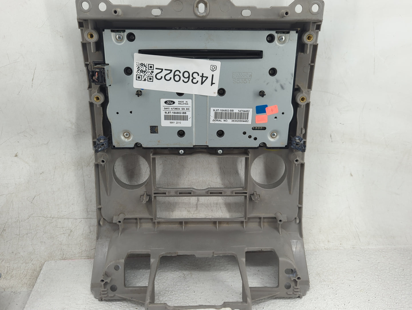 2009-2012 Ford Escape Radio AM FM Cd Player Receiver Replacement P/N:9L8T-18A802-BB Fits Fits 2009 2010 2011 2012 OEM Used A
