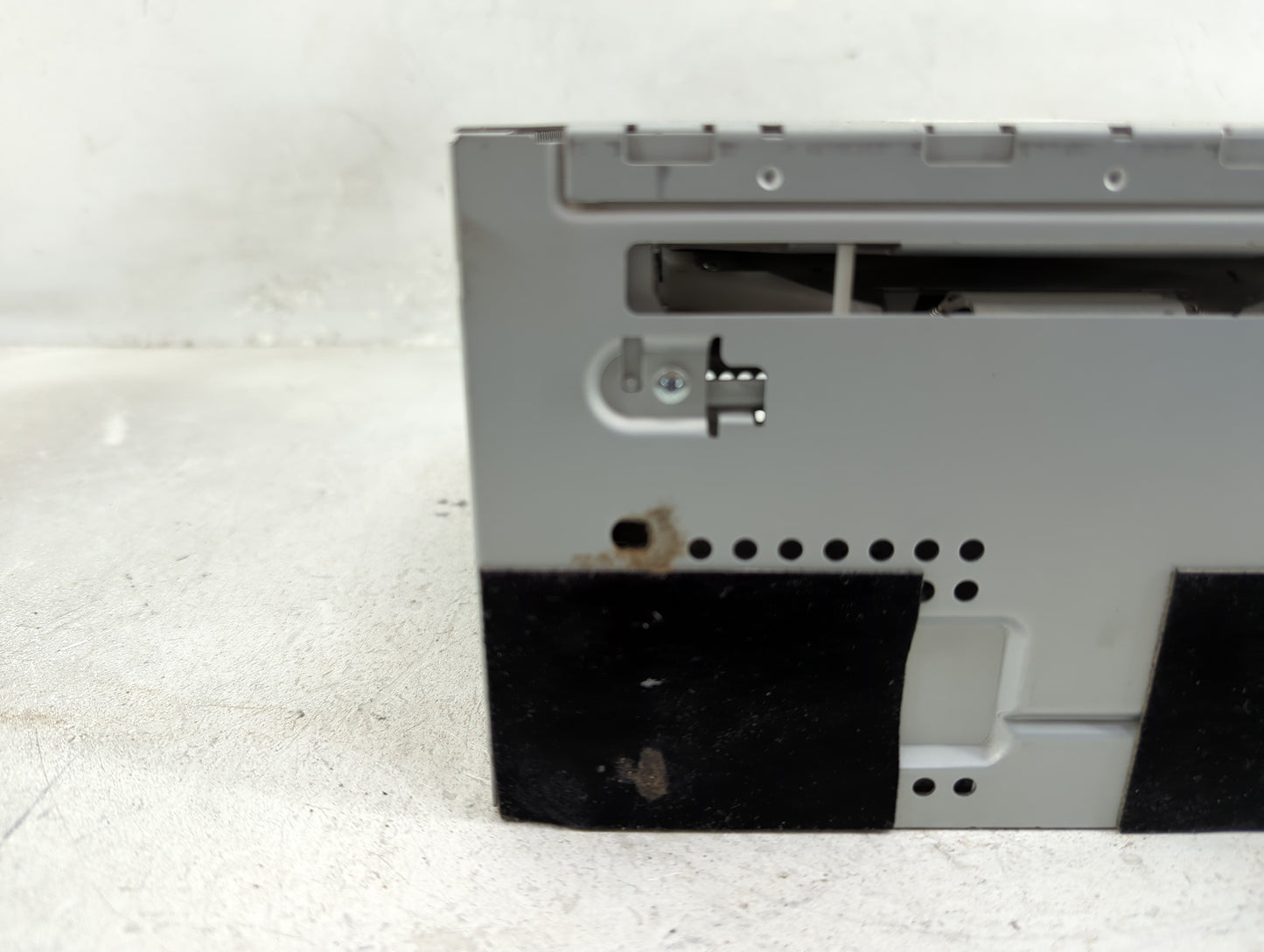 2011-2012 Ford Escape Radio AM FM Cd Player Receiver Replacement P/N:BL8T-19C157-AA Fits Fits 2011 2012 OEM Used Auto Parts 