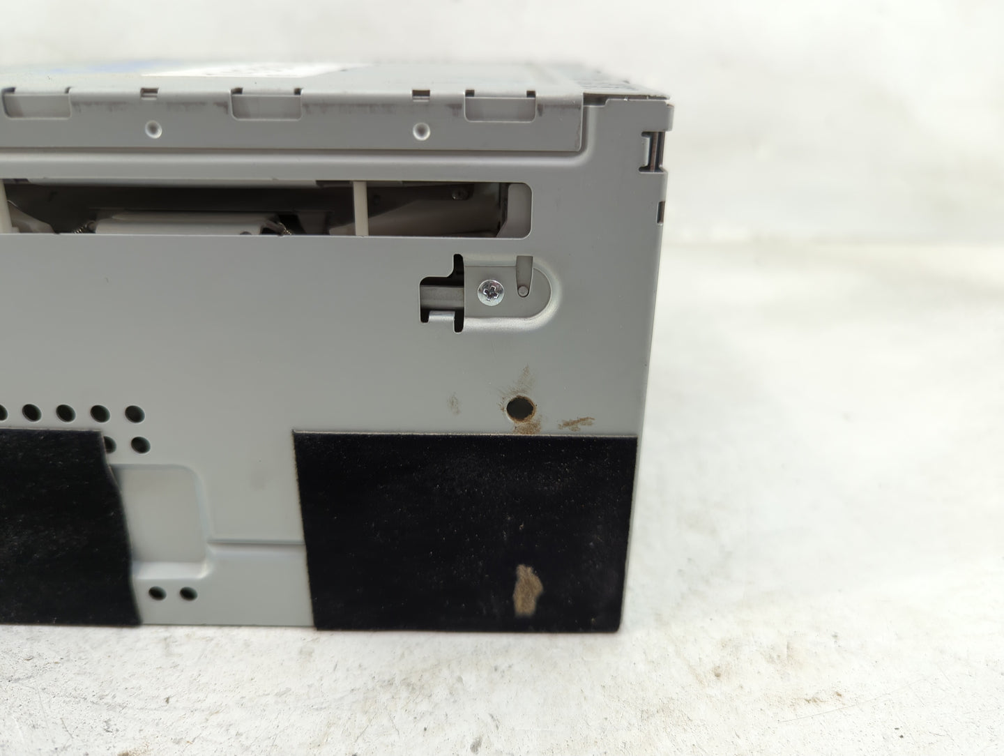 2011-2012 Ford Escape Radio AM FM Cd Player Receiver Replacement P/N:BL8T-19C157-AA Fits Fits 2011 2012 OEM Used Auto Parts 