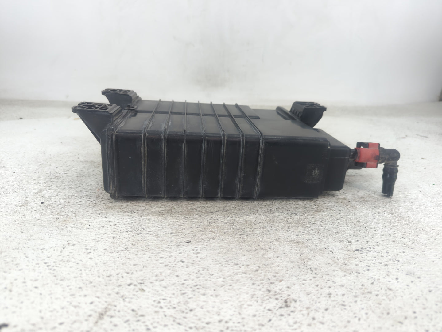 2011 Ford Escape Fuel Vapor Charcoal Canister - Oemusedautoparts1.com