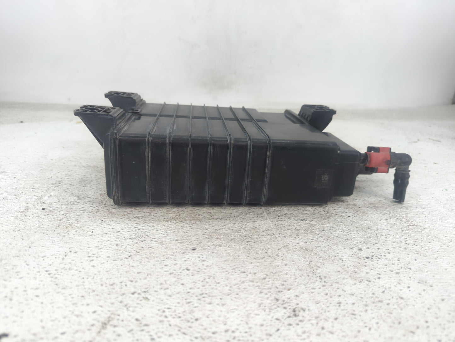 2011 Ford Escape Fuel Vapor Charcoal Canister - Oemusedautoparts1.com