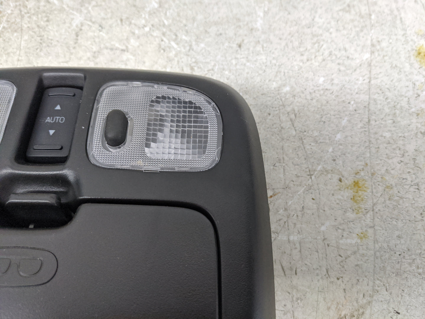 2009-2012 Ford Escape Overhead Roof Console Black - Oemusedautoparts1.com