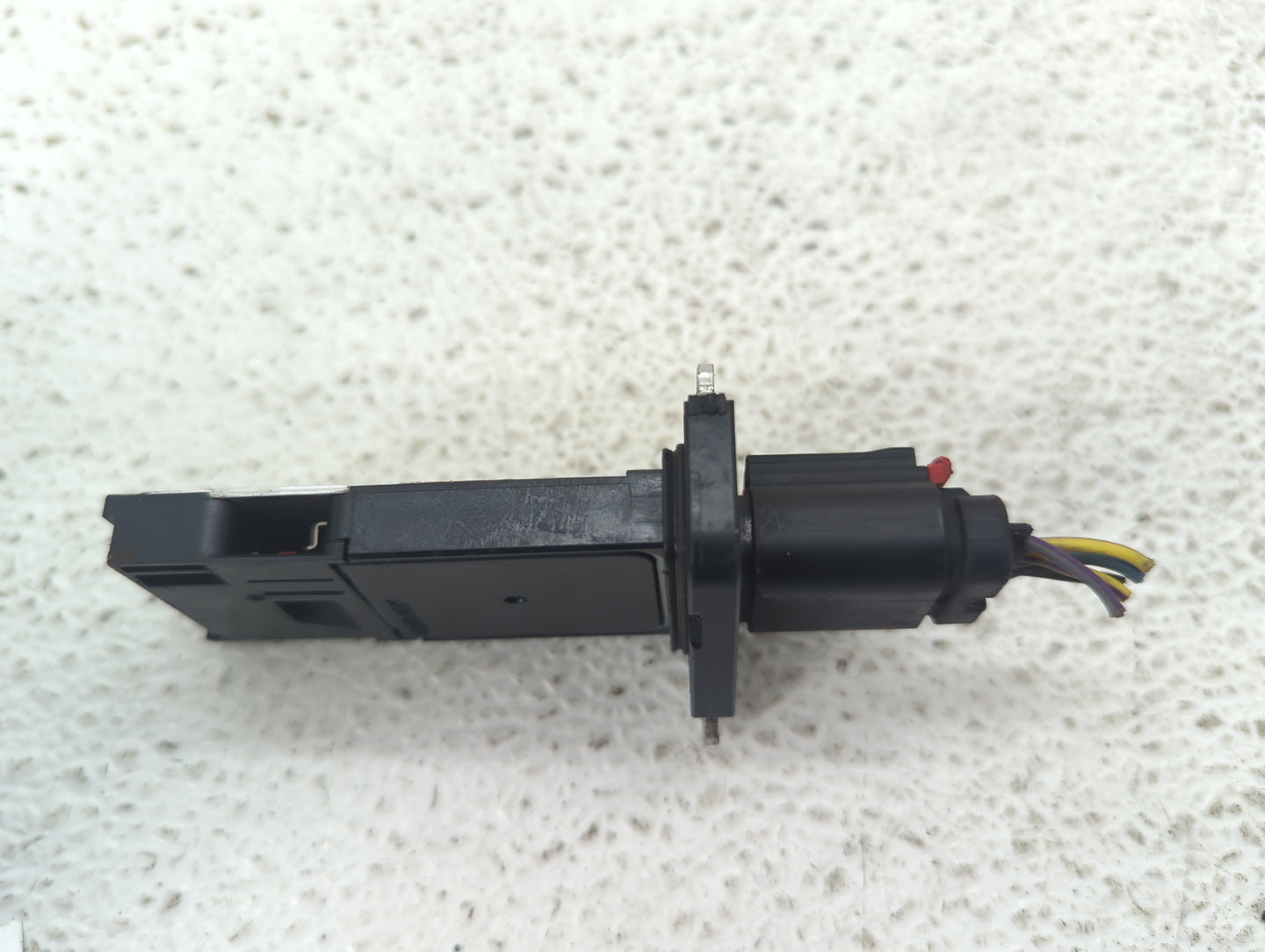 2005-2012 Ford Escape Mass Air Flow Meter Maf 1485390 - Oemusedautoparts1.com