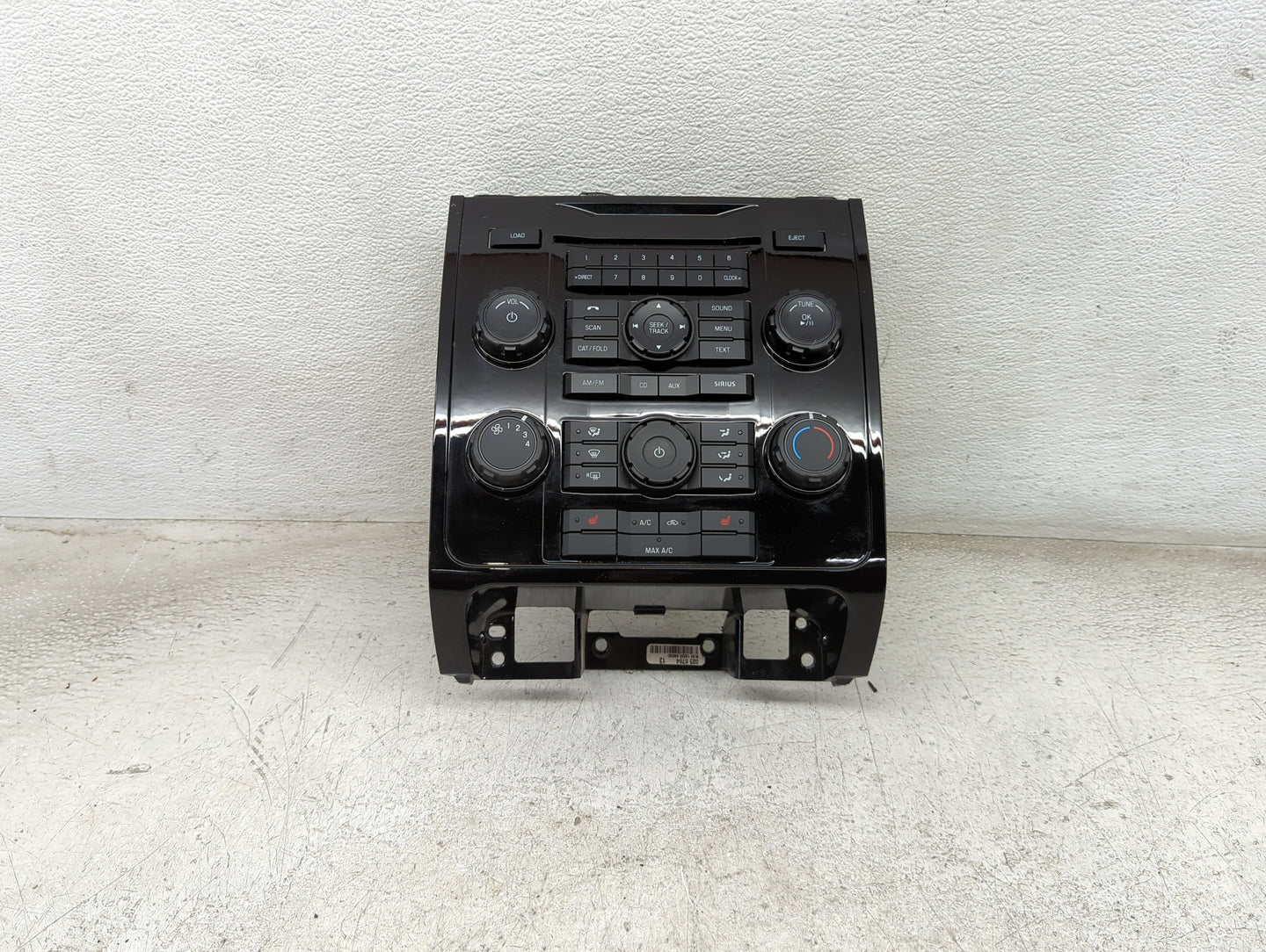 2009-2012 Ford Escape Radio Control Panel 1492822 - Oemusedautoparts1.com