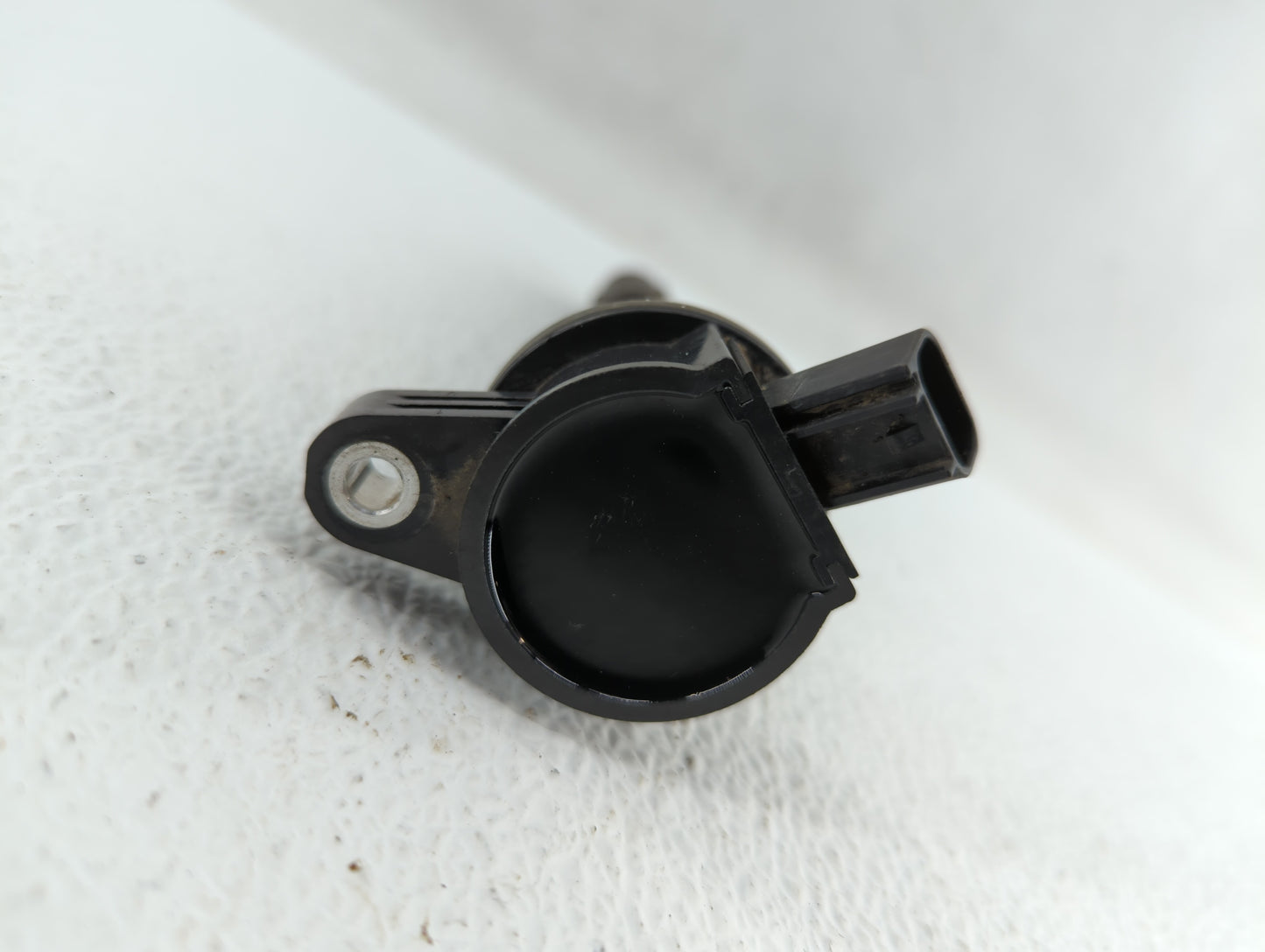 2009-2012 Ford Escape Ignition Coil Igniter Pack - Oemusedautoparts1.com