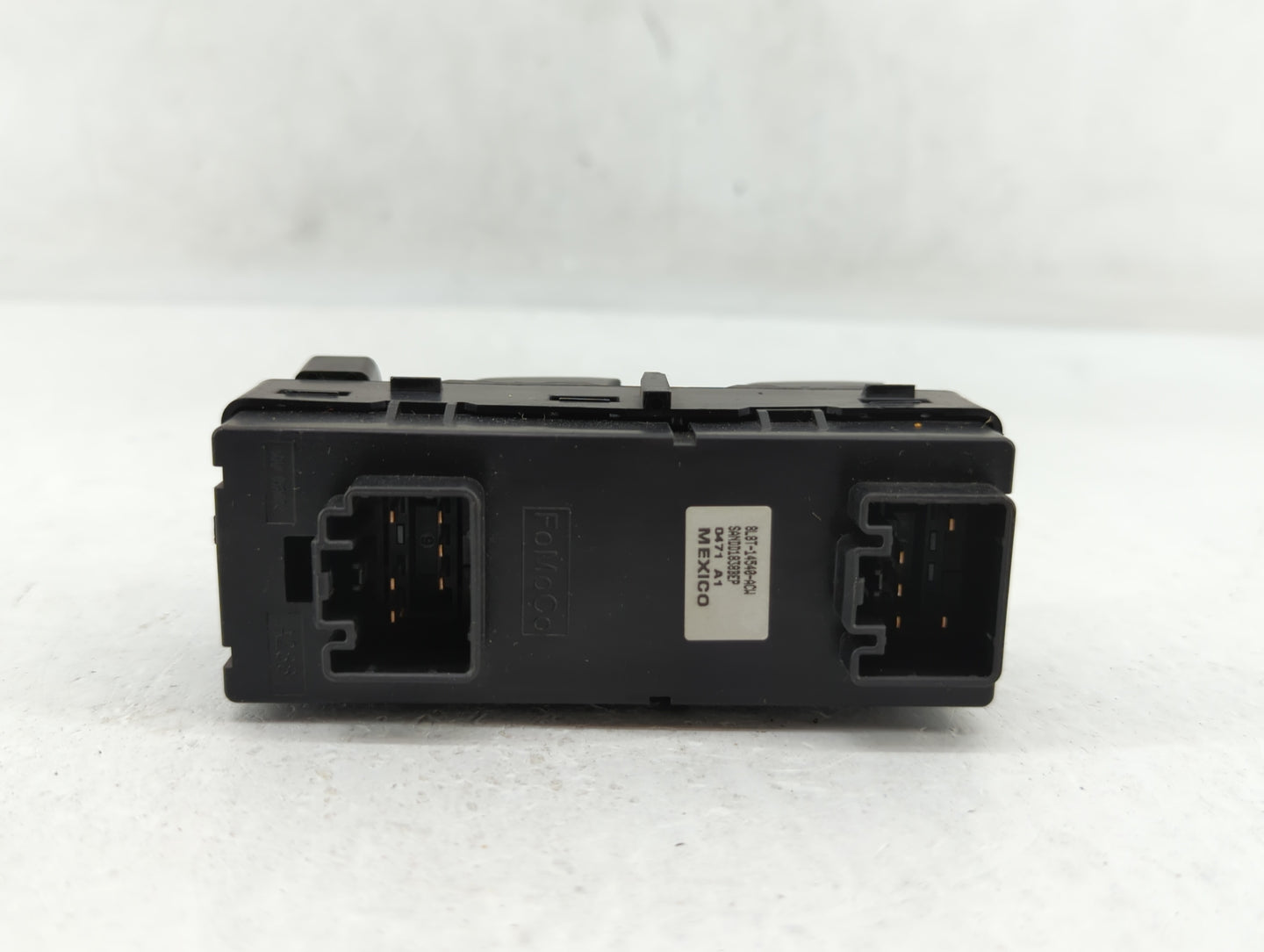 2008-2012 Ford Escape Master Power Window Switch Replacement Driver Side Left P/N:8L8T-14540-ABW 8L8T-14540-ACW Fits OEM Use