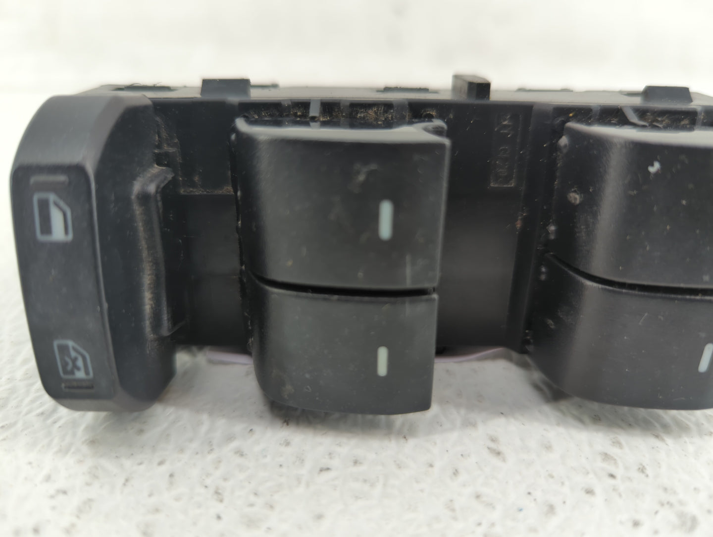 2008-2012 Ford Escape Master Power Window Switch Replacement Driver Side Left P/N:8L8T-14540-ABW 8L8T-14540-ACW Fits OEM Use
