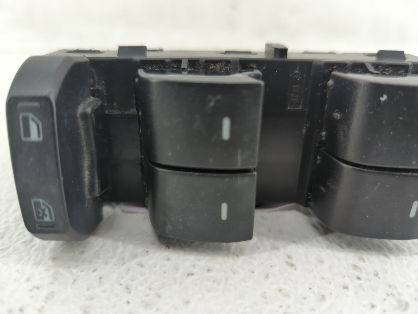 2008-2012 Ford Escape Master Power Window Switch Replacement Driver Side Left P/N:8L8T-14540-ABW 8L8T-14540-ACW Fits OEM Use
