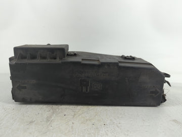 2011-2012 Ford Escape Fusebox Fuse Box Panel Relay Module P/N:9L8T-14A003-BB Fits Fits 2011 2012 OEM Used Auto Parts - Oemus