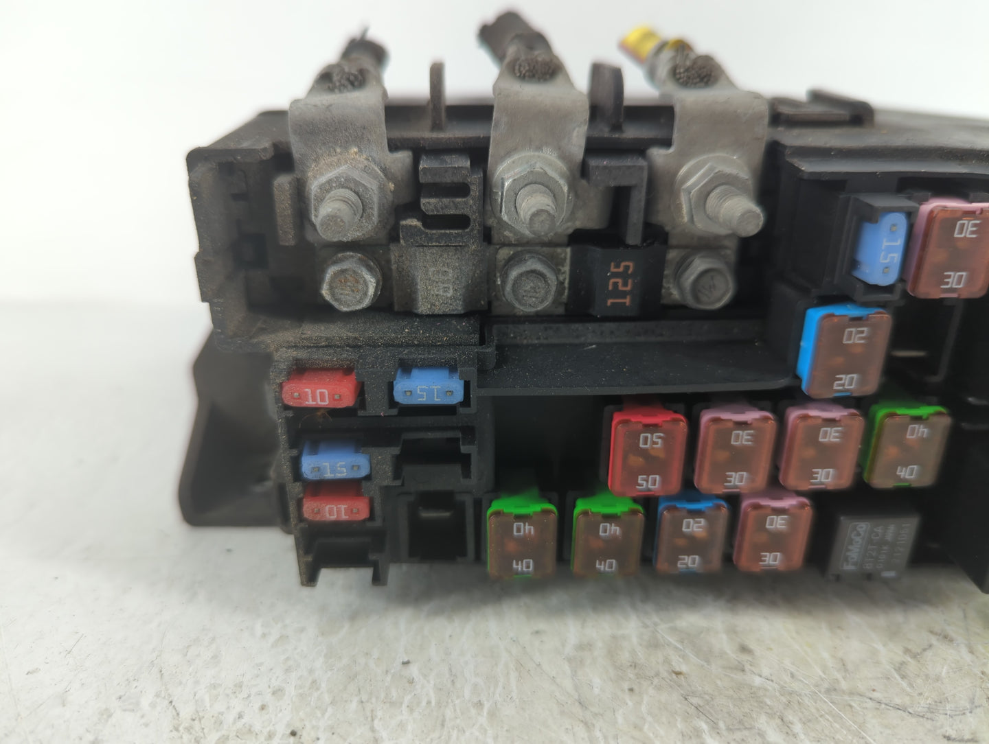 2011-2012 Ford Escape Fusebox Fuse Box Panel Relay Module P/N:9L8T-14A003-BB Fits Fits 2011 2012 OEM Used Auto Parts - Oemus