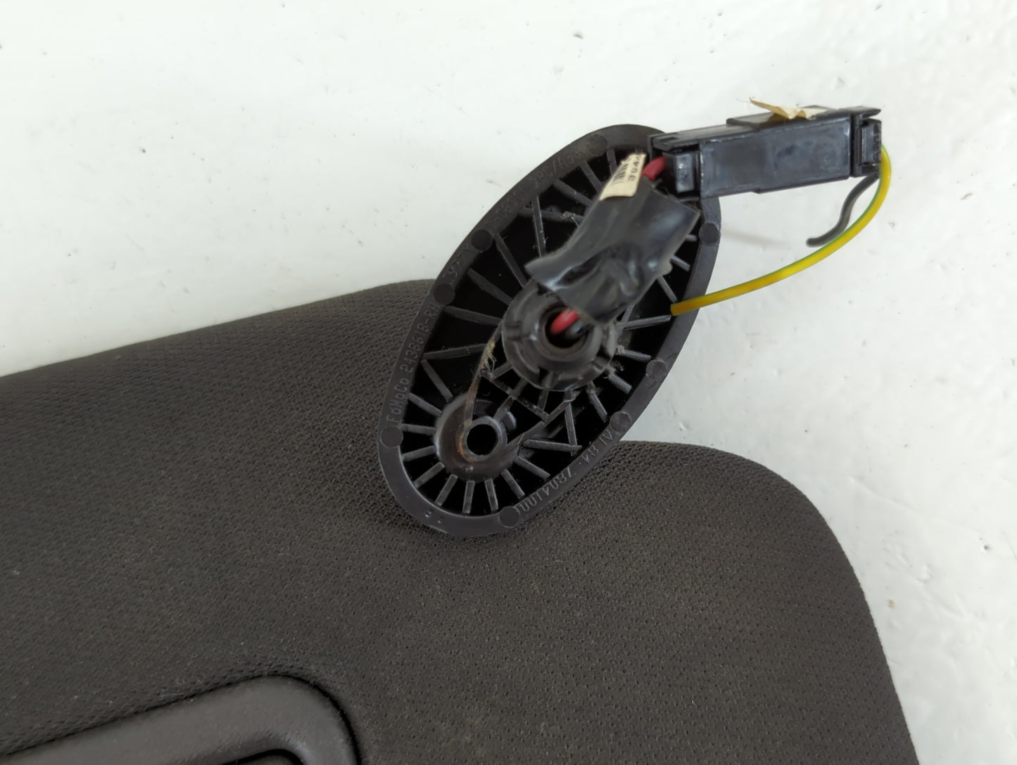 2010-2012 Ford Escape Sun Visor Shade Replacement Passenger Right Mirror Fits Fits 2010 2011 2012 OEM Used Auto Parts - Oemu