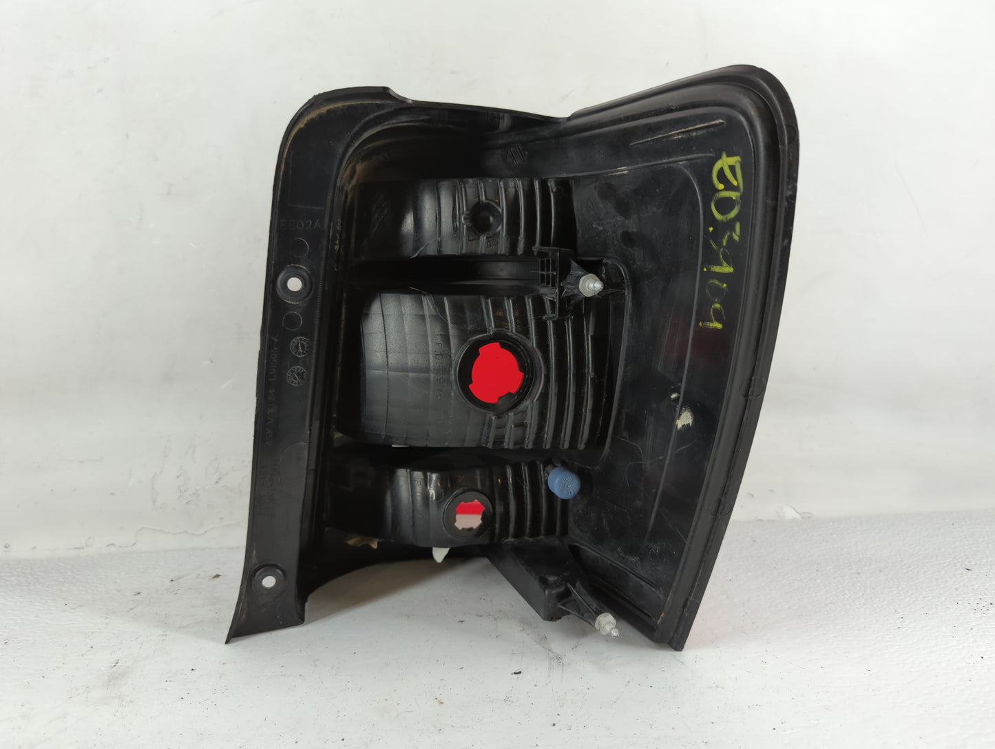 2008-2012 Ford Escape Tail Light Assembly Driver Left OEM P/N:9L84-13B505-A Fits Fits 2008 2009 2010 2011 2012 OEM Used Auto