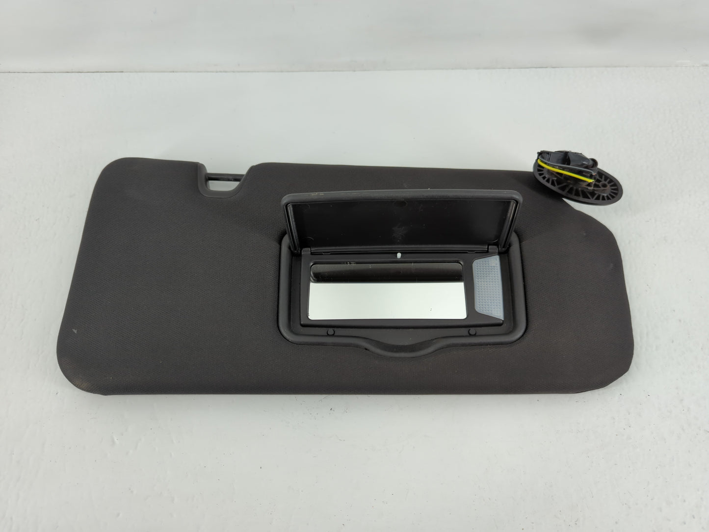 2010-2012 Ford Escape Sun Visor Shade Replacement Passenger Right Mirror Fits Fits 2010 2011 2012 OEM Used Auto Parts - Oemu