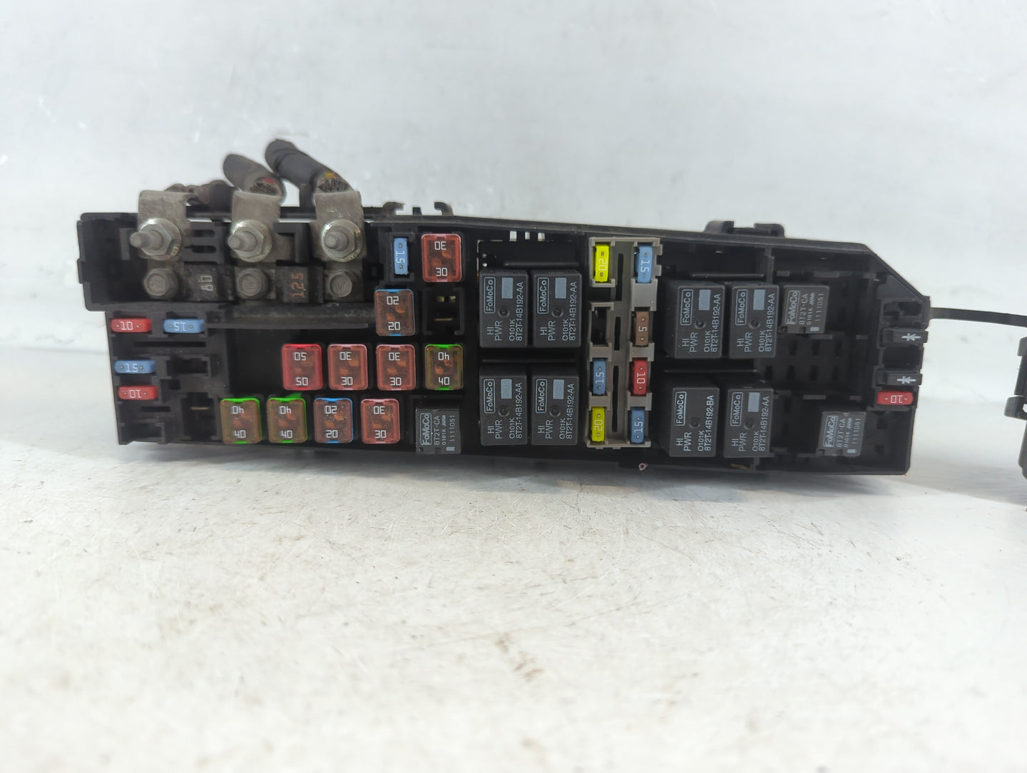 2011-2012 Ford Escape Fusebox Fuse Box Panel Relay Module P/N:8L8T-14A003-AE Fits Fits 2011 2012 OEM Used Auto Parts - Oemus