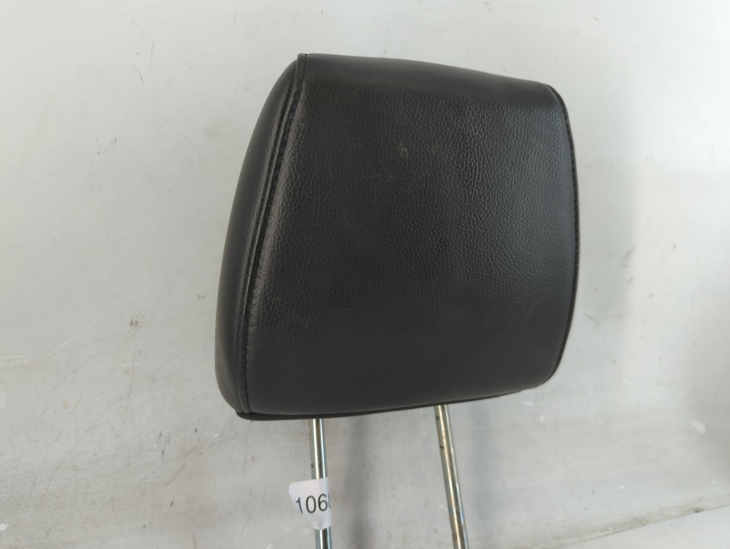 2011 Ford Expedition Headrest Head Rest Front Driver Passenger Seat Fits OEM Used Auto Parts - Oemusedautoparts1.com