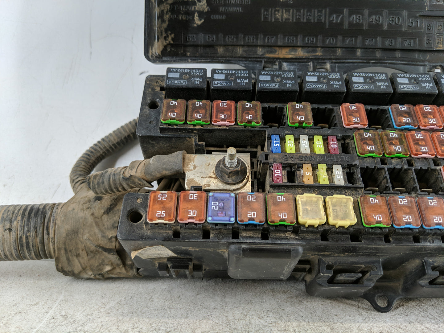 2009-2014 Ford Expedition Fusebox Fuse Box Panel Relay Module P/N:9L1T-14A003-BA Fits Fits 2009 2010 2011 2012 2013 2014 OEM