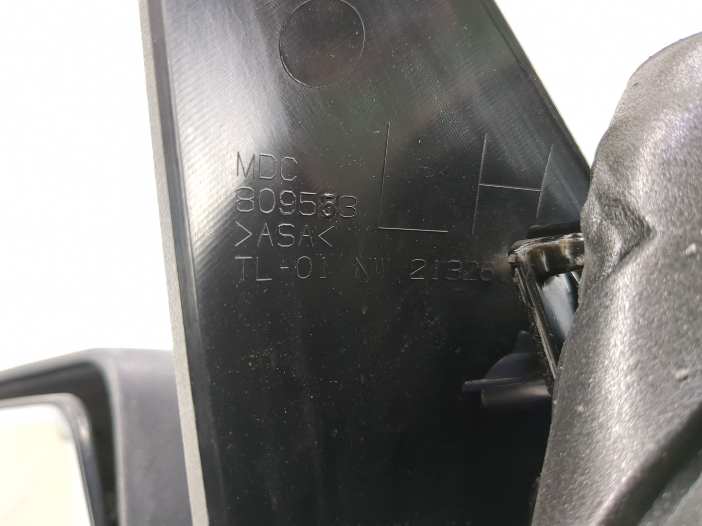 2011 Ford Expedition Side Mirror Replacement Driver Left View Door Mirror Fits OEM Used Auto Parts - Oemusedautoparts1.com