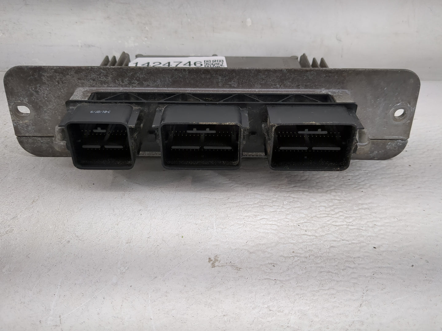 2011 Ford Expedition PCM Engine Control Computer ECU ECM PCU OEM P/N:S66FF 8 261 S06 805, 12692 Fits OEM Used Auto Parts - O